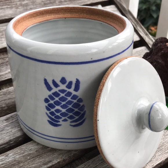 Handcrafted Lidded Jar By Tropical Clay Hawai’i - Picture 2 of 5